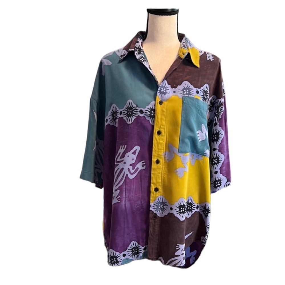 Southern Seas short sleeve, button down, Purple & Green Batik Shirt Size Medium